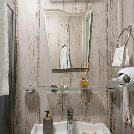 Rain And Food Ξενοδοχείο 3*