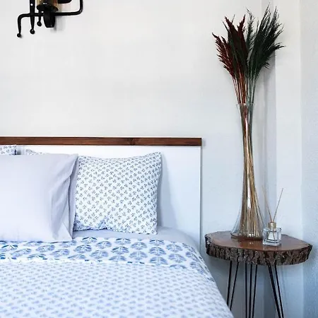 Rain And Food Hotel 3*