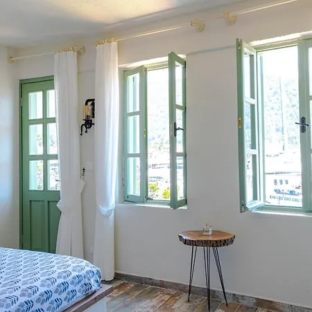 Ξενοδοχείο Rain And Food 3*